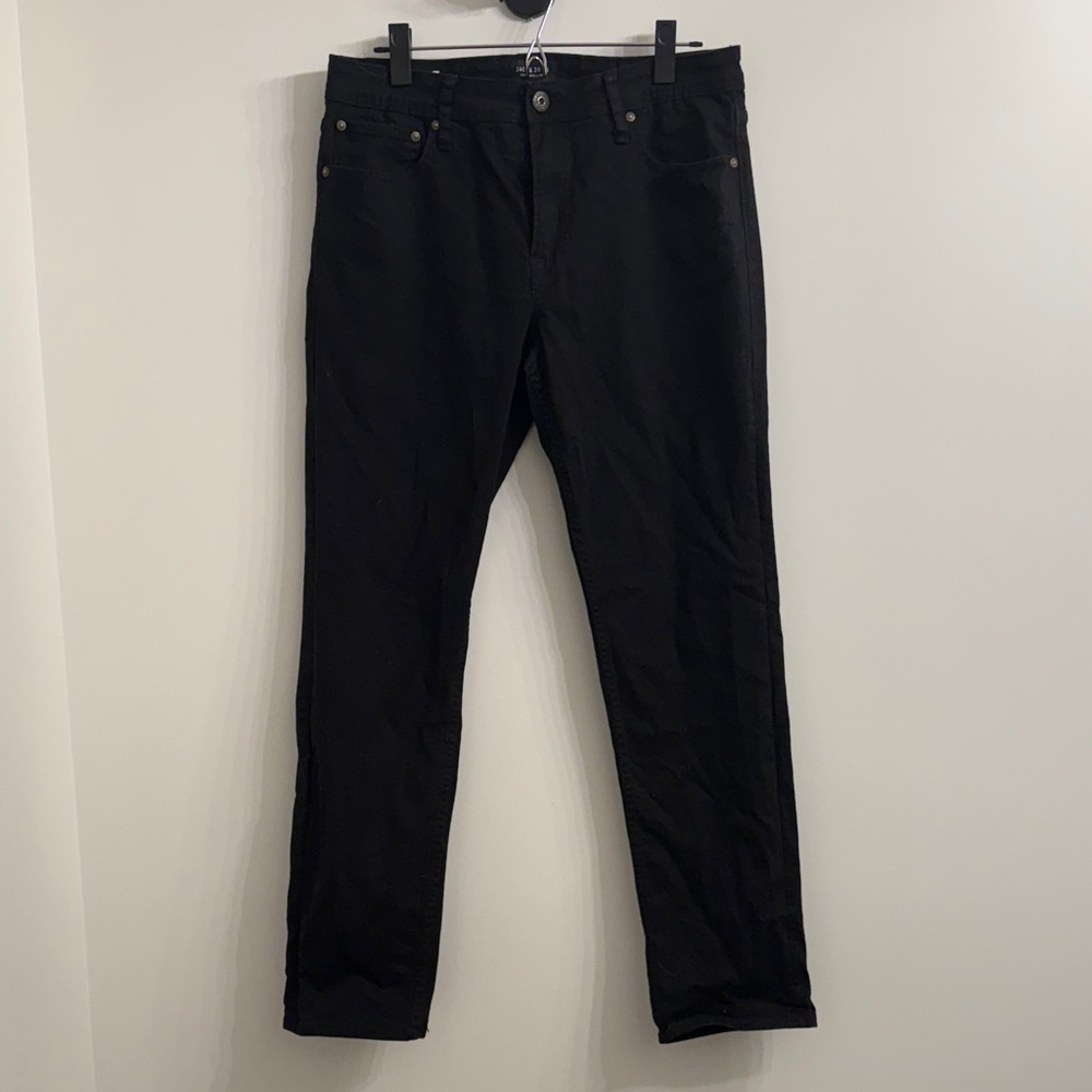 33” Jack & Jones Straight Jeans — Black